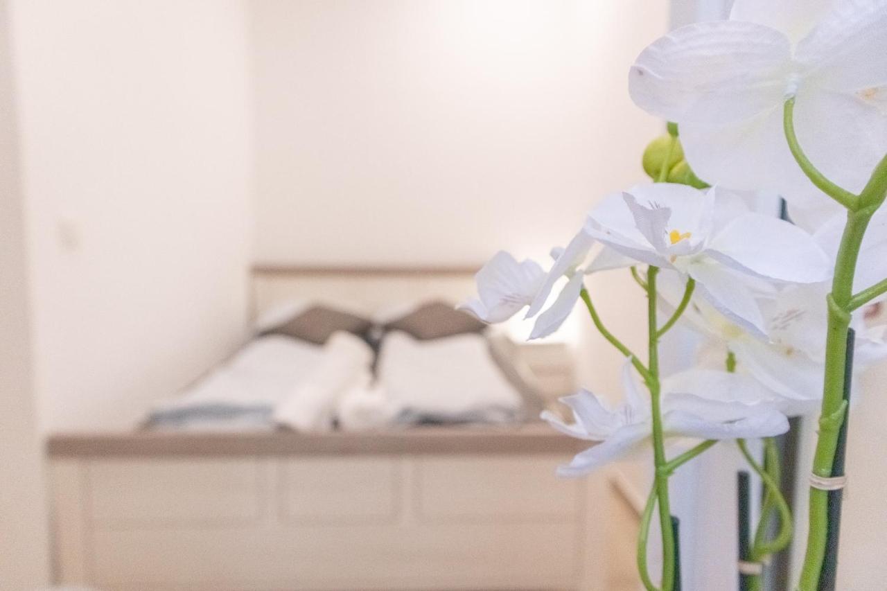 Homelike 2Br Apt Near U1 Reumannplatz - 9 Min To Center Vienna Esterno foto