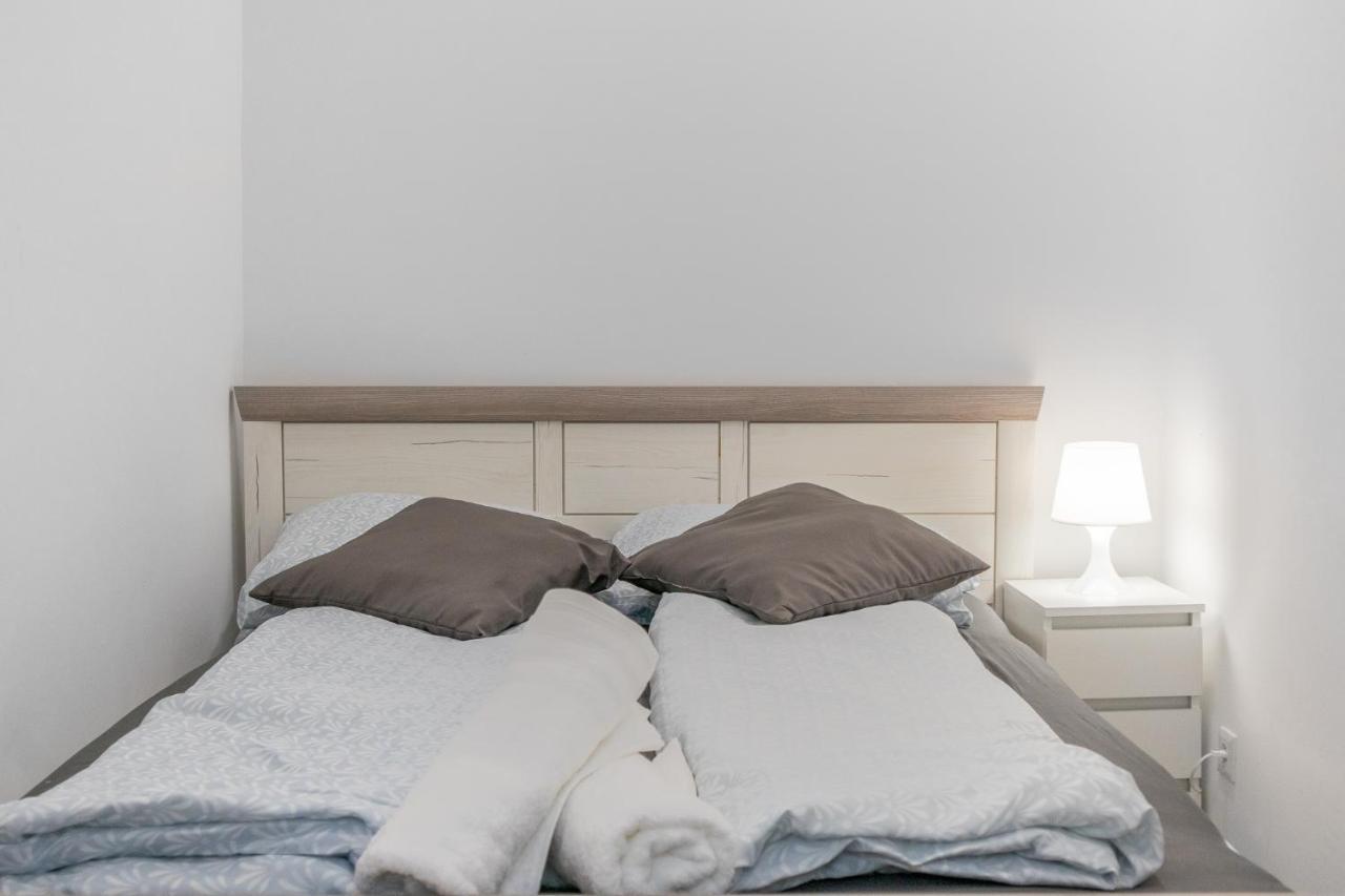 Homelike 2Br Apt Near U1 Reumannplatz - 9 Min To Center Vienna Esterno foto